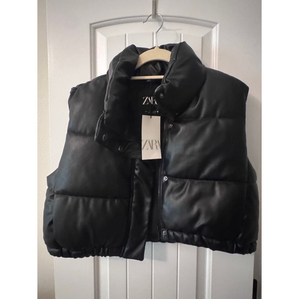 Zara Black Faux Leather Puffer Cropped Vest